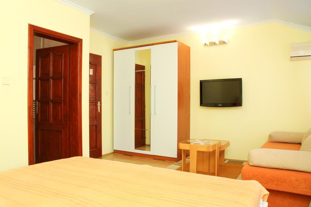 Guesthouse Villa Elizabet Palić Δωμάτιο φωτογραφία