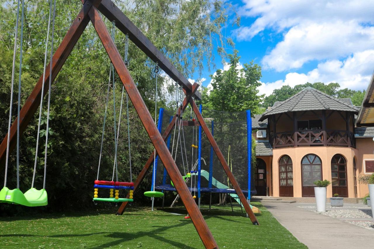 Guesthouse Villa Elizabet Palić Εξωτερικό φωτογραφία